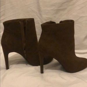Heel booties